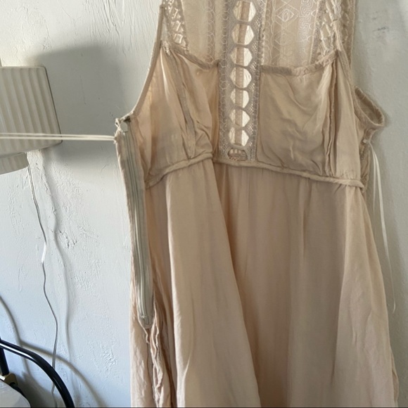 Free People Open Back Sleeveless Crochet Detail Neutral Beige Mini Dress | 6 - Picture 13 of 13